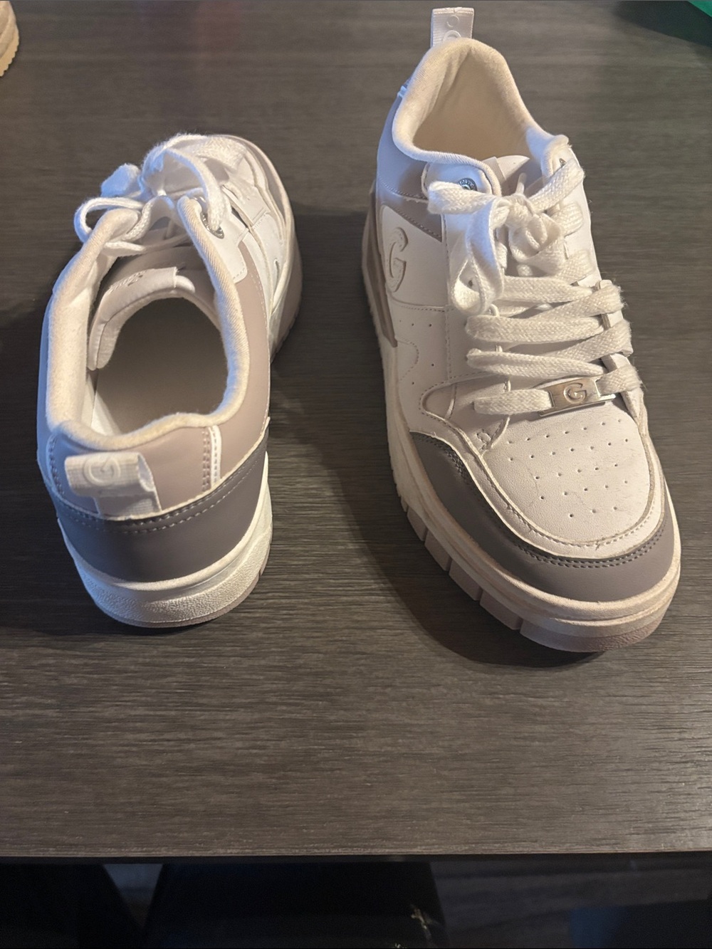 Women’s White and Gray Low-Top Guess Sneakers - Casual Everyday Shoes